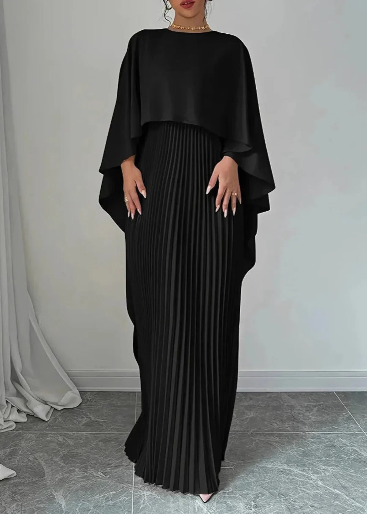 Elegant Pleated Maxi Dress