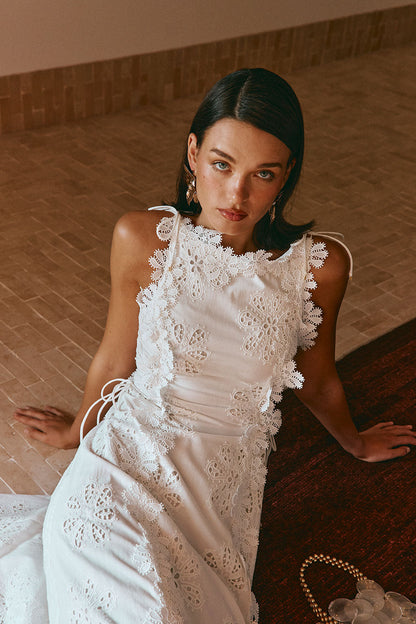 Elowen | Women’s Lace Embroidered Midi Dress