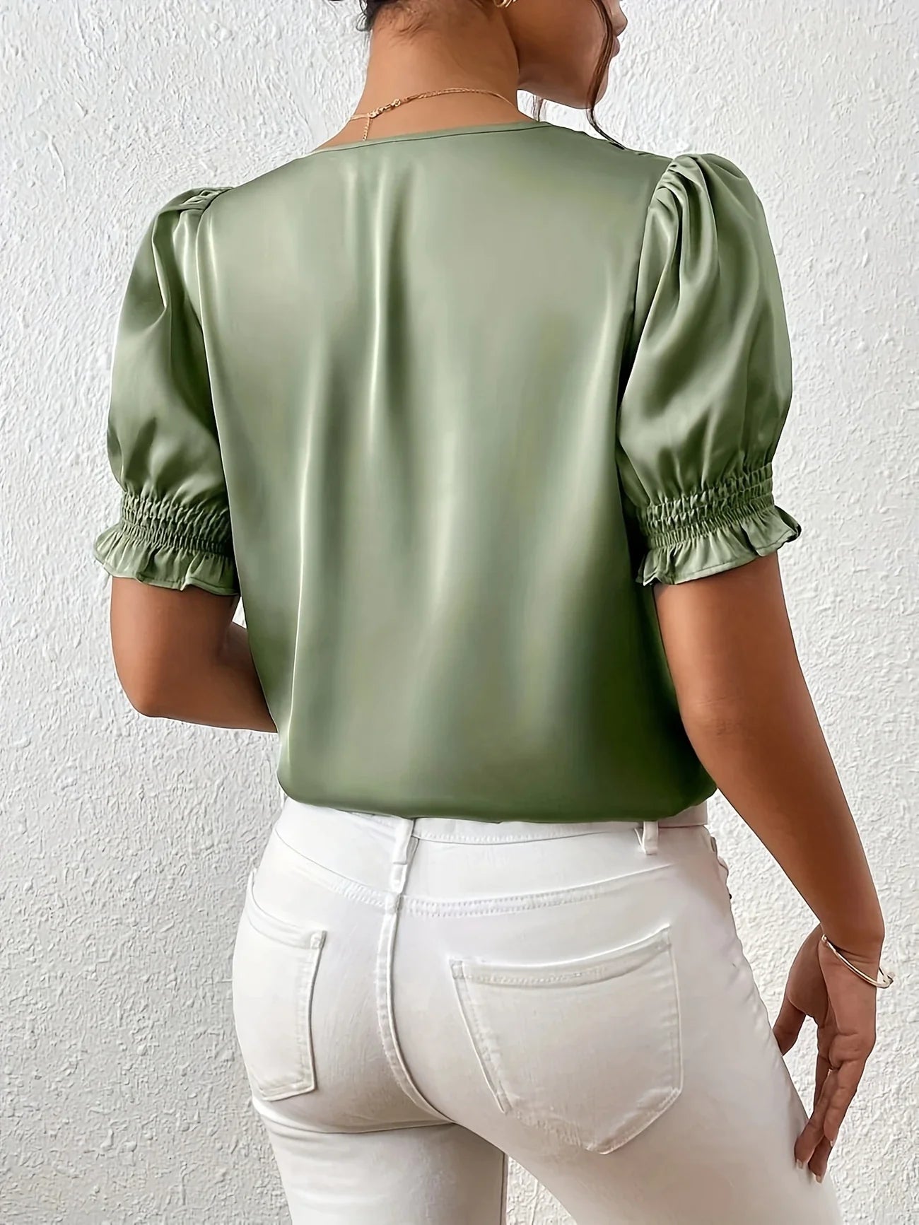 Ari | Women’s Puff Sleeve Button Blouse