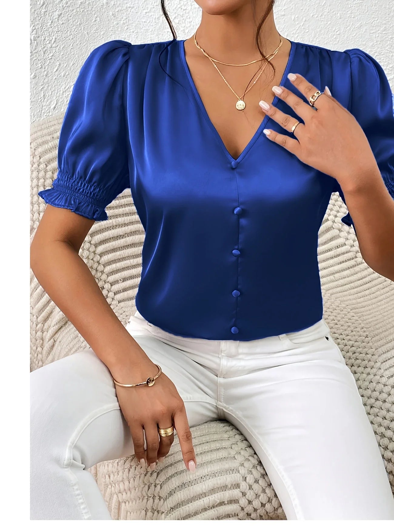 Ari | Women’s Puff Sleeve Button Blouse