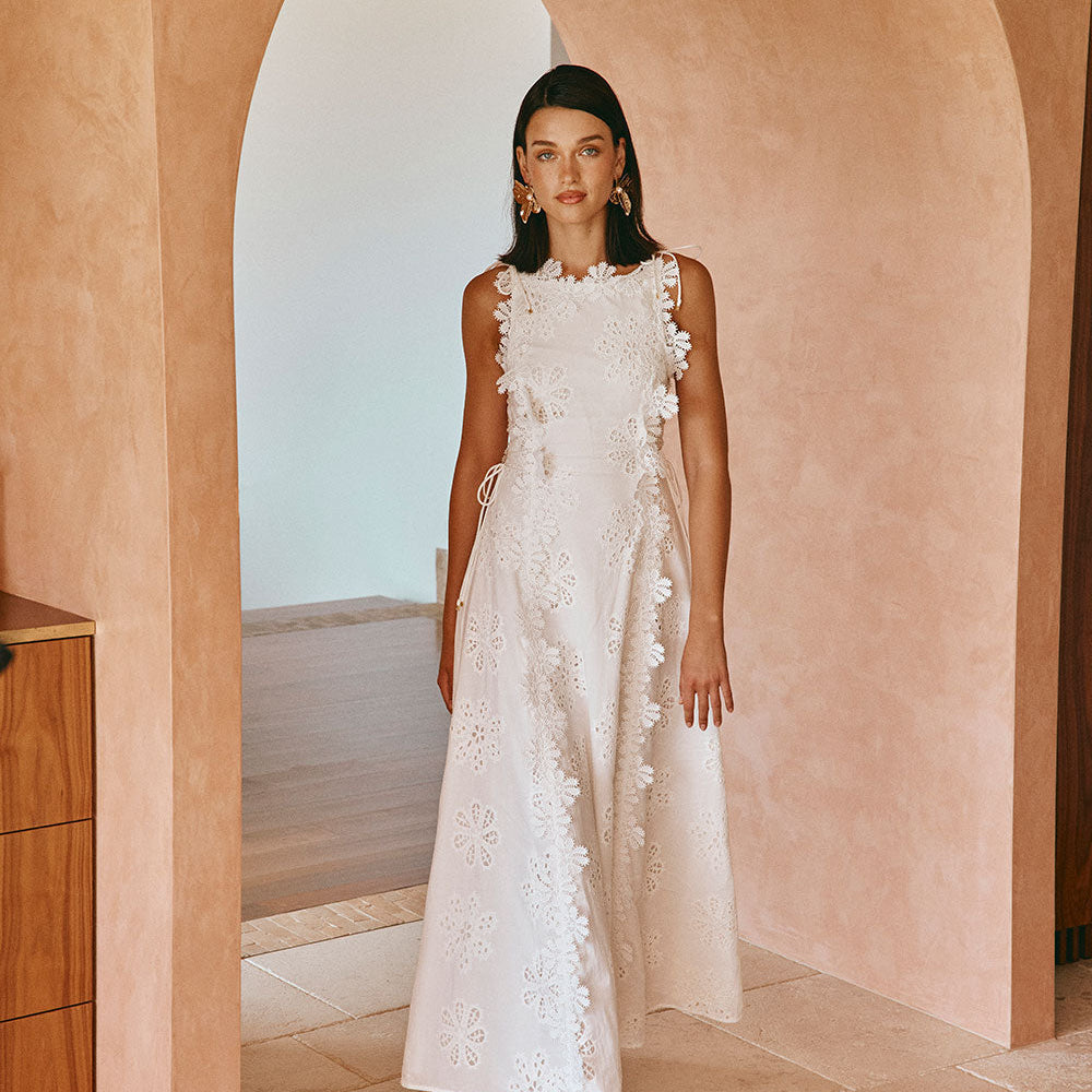 Elowen | Women’s Lace Embroidered Midi Dress
