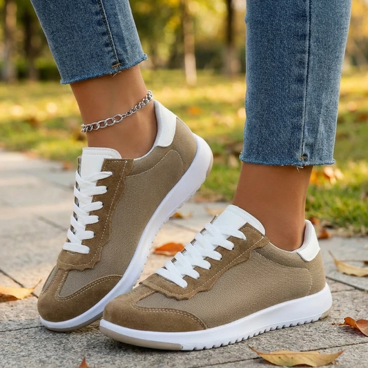 Riley | Women’s Retro Lace-Up Comfort Sneakers